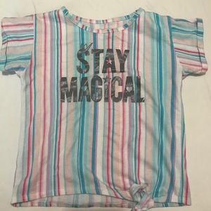 T shirt with tied bottom